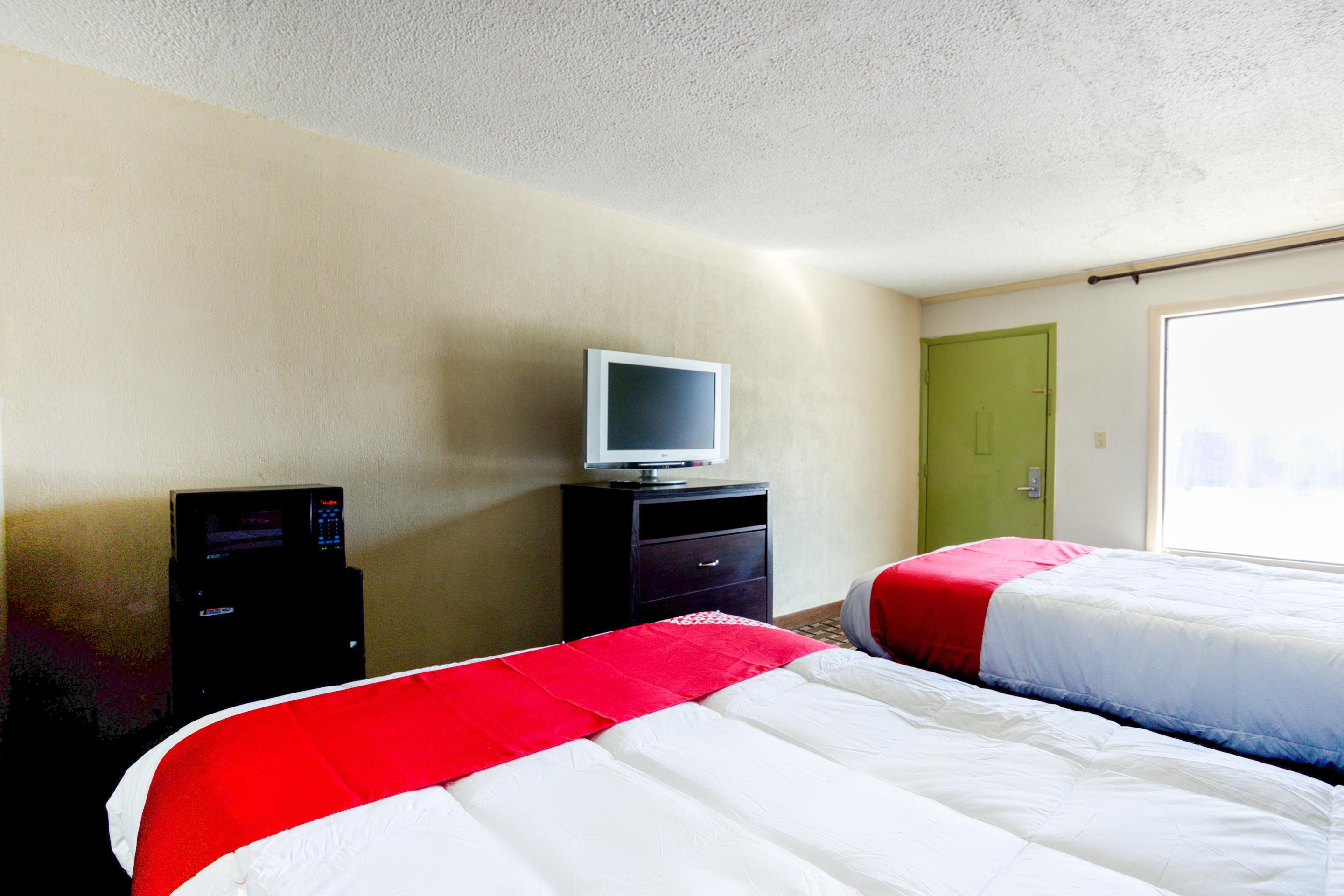Oyo Hotel Pensacola I-10 & Hwy 29 Ferry Pass Екстериор снимка