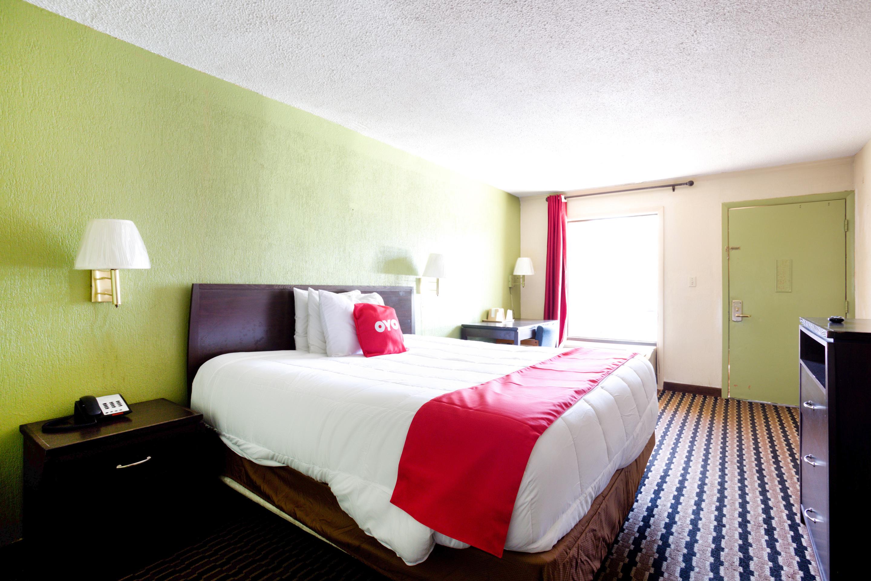 Oyo Hotel Pensacola I-10 & Hwy 29 Ferry Pass Екстериор снимка