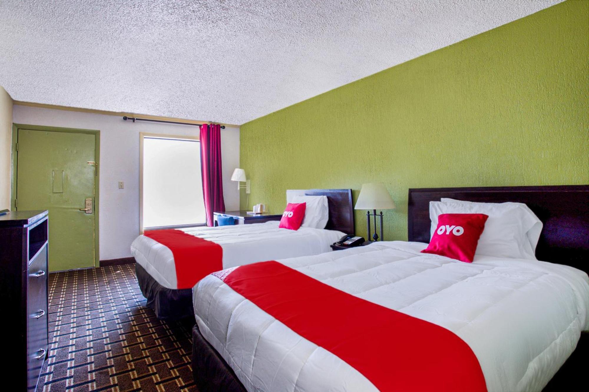 Oyo Hotel Pensacola I-10 & Hwy 29 Ferry Pass Екстериор снимка